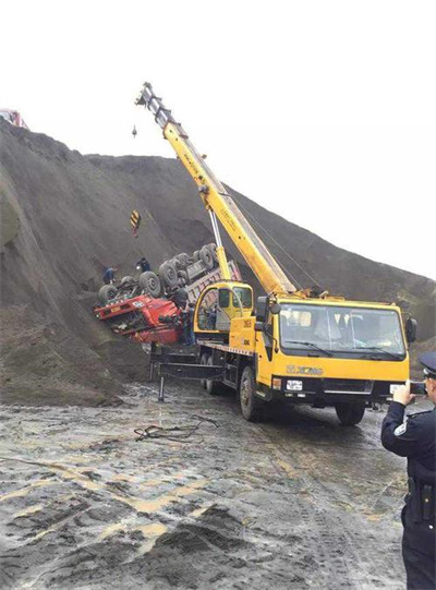 海城区上犹道路救援